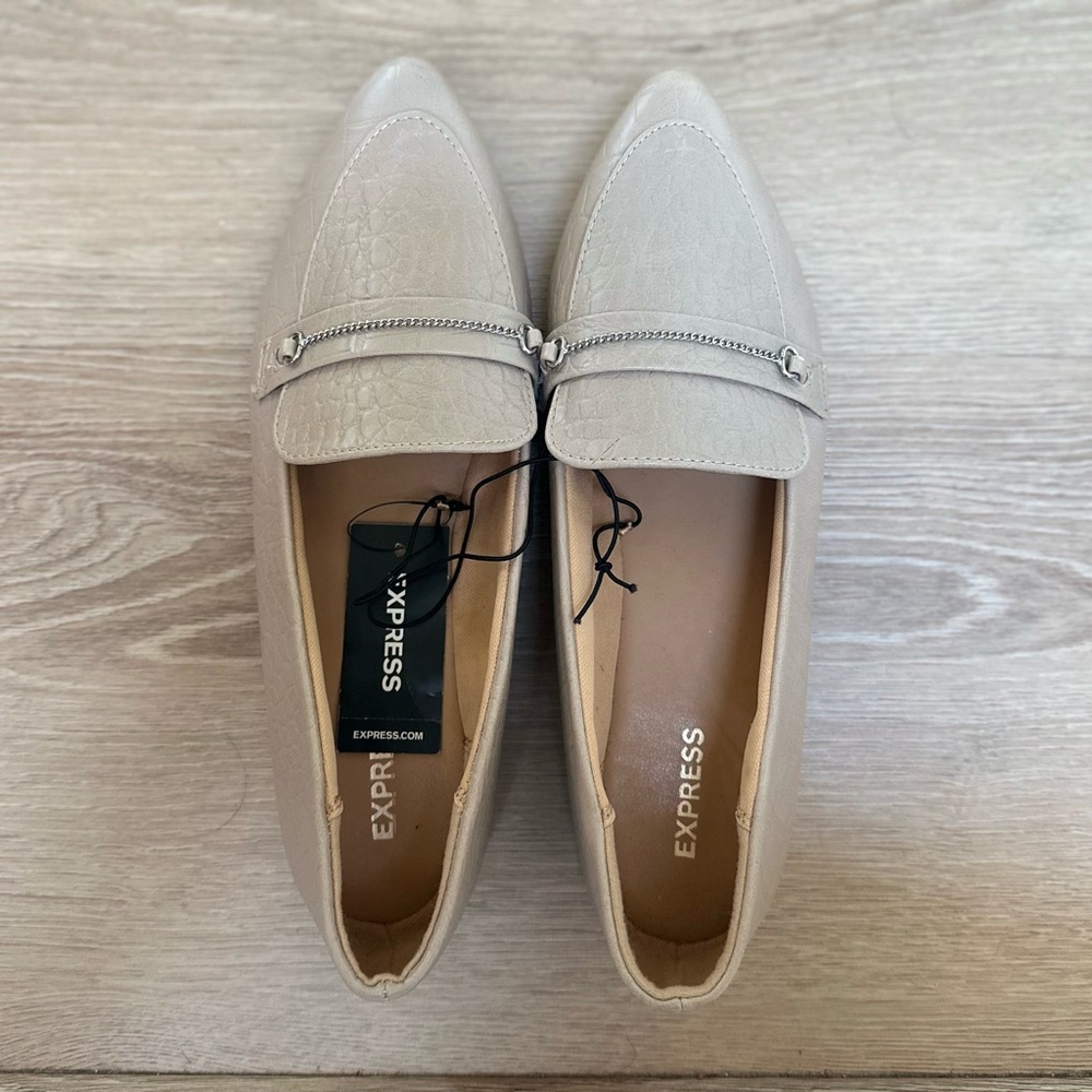 Express Women's Beige Textured Loafers
